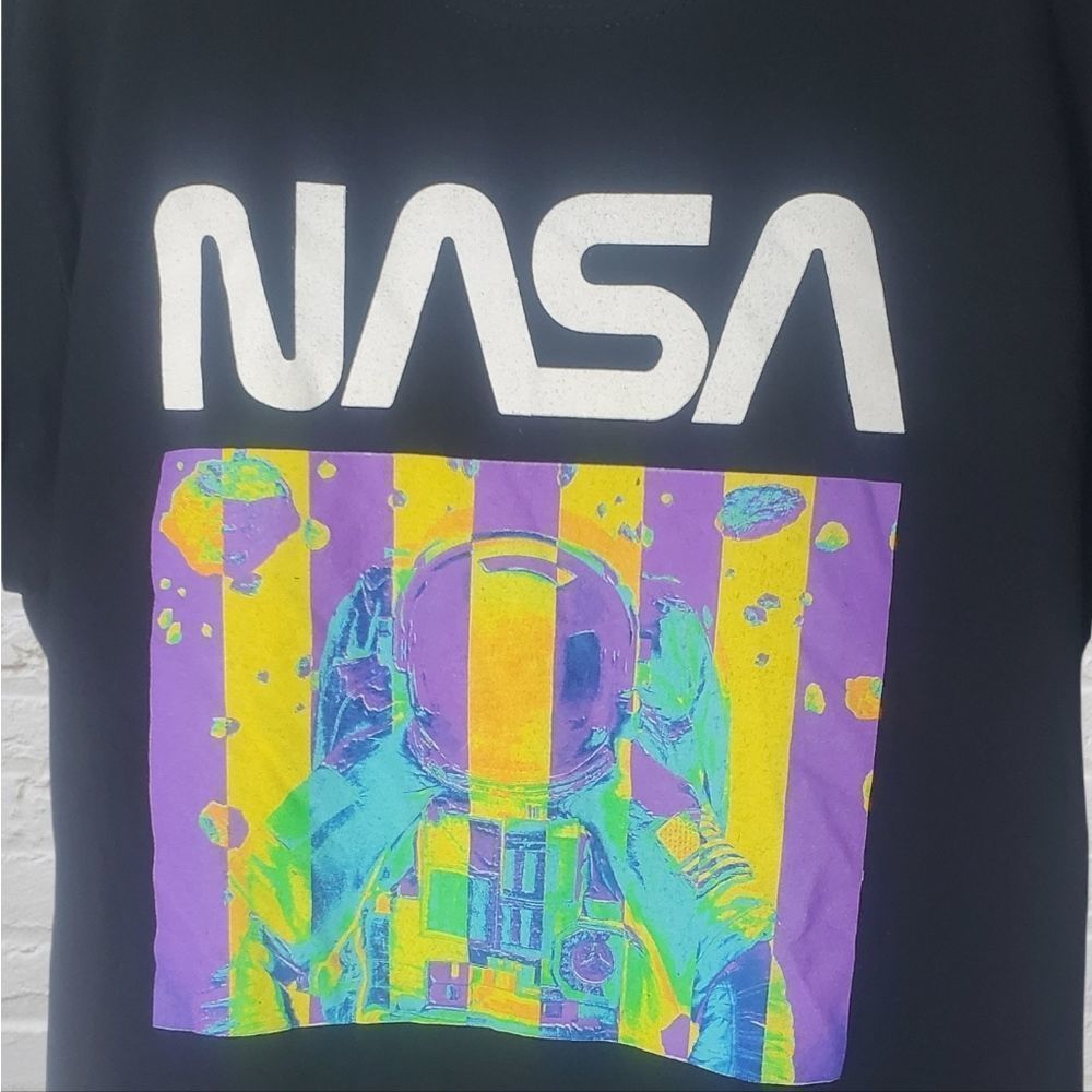 NASA, Color Splash / Graphic Tee - Picture 3 of 6